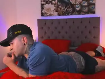Chaturbate Free Live Porn of matthew_colee