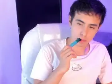 Chaturbate Live Sex Cam of nyko_ds