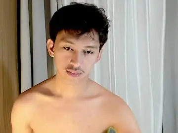 Chaturbate Live Sex of _xxhavefunwithme69_