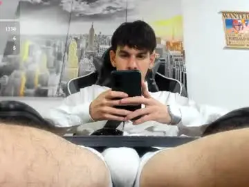 Chaturbate Live Porn of brayhambrown