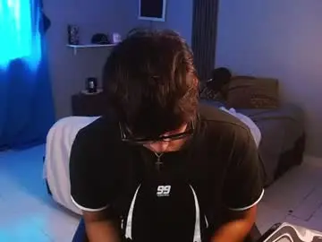 Chaturbate Nude Webcam of mr_yisuz
