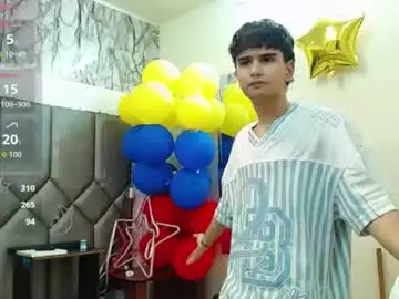 Chaturbate Watch Live Sex Cams of steve_hotman_