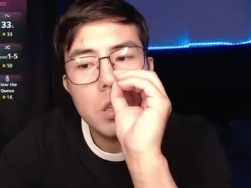 Chaturbate Private Sex Chat of andrewmhilton_