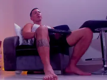 Chaturbate Adult Video Chat of bastian_franco01