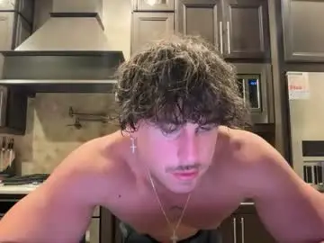 Chaturbate Watch Live Sex Cams of hungkingg22