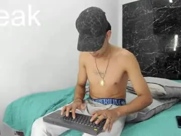 Chaturbate Adult Webcams of alejitoo_23