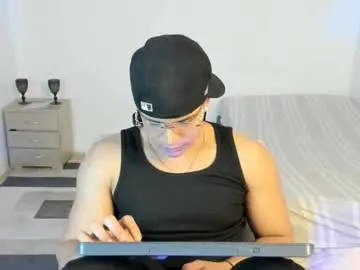 Chaturbate Adult Video Chat of sant_wahlberg