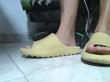 Chaturbate Free Porn Cam of srfindomfeet_