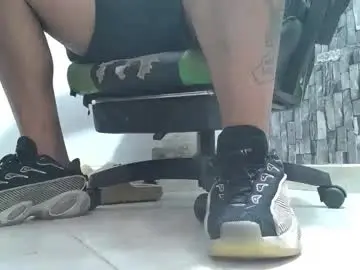 Chaturbate Best Webcam of srfindomfeet_