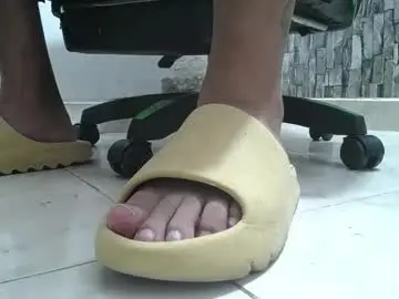 Chaturbate Best Webcam of srfindomfeet_