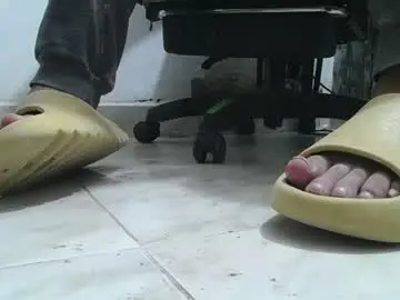 Chaturbate Adult Webcams of srfindomfeet_