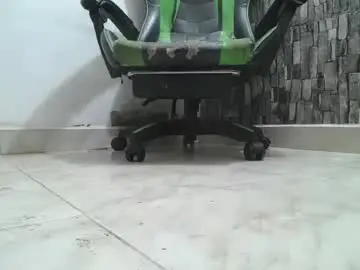 Chaturbate Sex Cam of srfindomfeet_