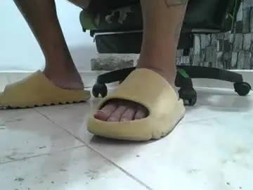 Chaturbate Private Sex Chat of srfindomfeet_