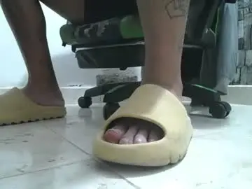 Chaturbate Adult Webcams of srfindomfeet_