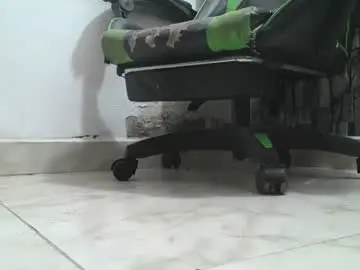 Chaturbate Live Sex of srfindomfeet_
