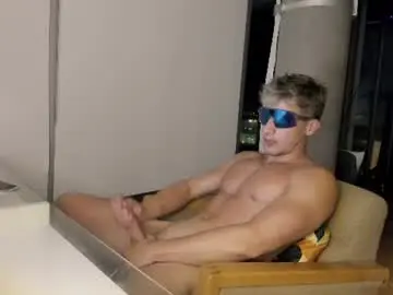 Chaturbate Live Porn of juniormadison69