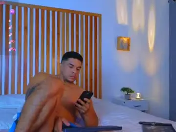 Chaturbate Live Sex Cam of esteban_de_louise