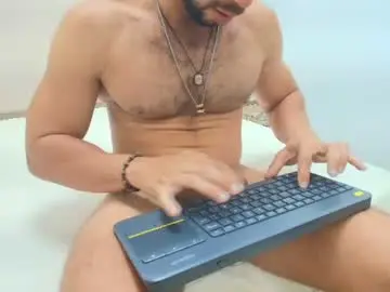 Chaturbate Best live sex cam show of felipe_diamond