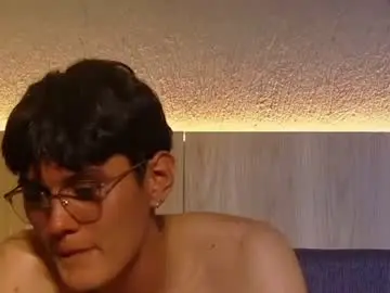 Chaturbate Free Porn Cam of evan_blass3