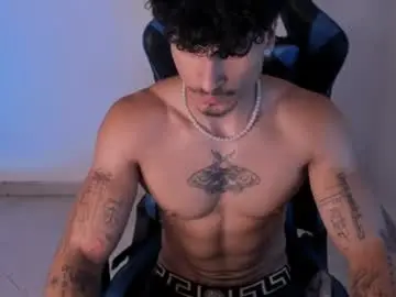 Chaturbate Nude Webcam of thomas_fit1