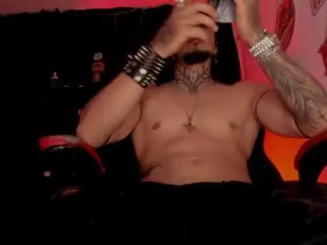 Chaturbate Watch Live Sex Cams of thebeastmaster_