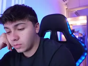 Chaturbate Sex Cam of aron__cooper