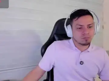 Chaturbate Live Sex Cam of rick_diesel