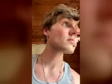 Chaturbate Best live sex cam show of bigskinnyboyshh