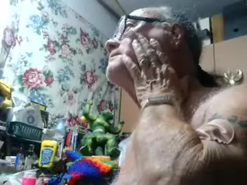 Chaturbate Free Live Porn of fatfreddythecat