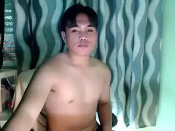 Chaturbate Live Sex Cam of ur_jadelover