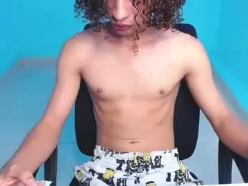 Chaturbate Live Sex Cam of albert_vip