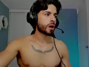 Chaturbate Sex Cam of maxtowers