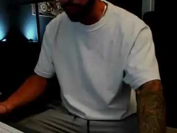 Chaturbate Nude Webcam of arongrant