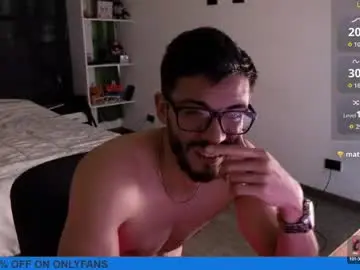 Chaturbate Watch Live Sex Cams of phantom_bigger1