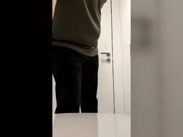 Chaturbate Free Porn Cam of fluffybutt_