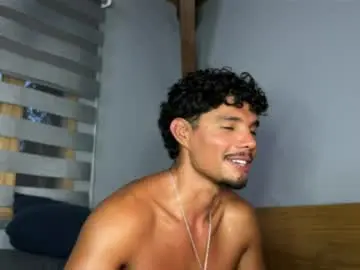 Chaturbate Sex Chat of daniel0910s