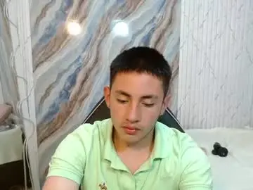Chaturbate Live Sex Cam of andres_tay