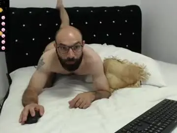 Chaturbate Best live sex cam show of raul27big