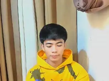 Chaturbate Live Sex Cam of boynextdoor4ux