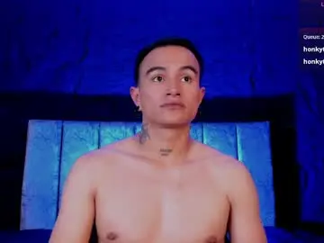 Chaturbate Free Porn Cam of liamdeep_