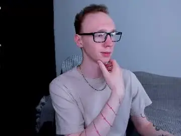Chaturbate Live Sex Cam of alex_silent