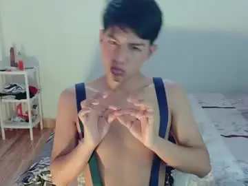 Chaturbate Live Porn of phuwin_bj