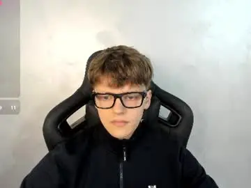 Chaturbate Live Sex Cam of thomas_shelbivip
