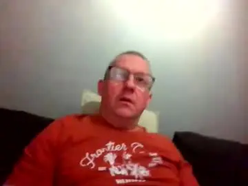 Chaturbate Live Sex Cam of middleton2021