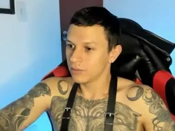 Chaturbate Live Porn of masterdave7