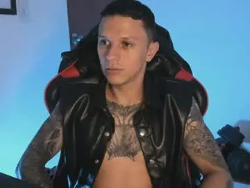 Chaturbate Live Porn of masterdave7