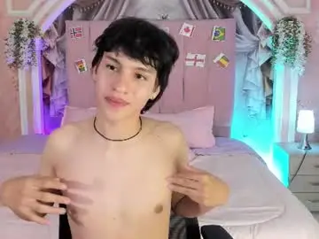 Chaturbate Adult Webcam of max_hunter1