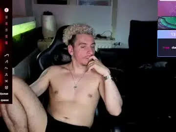 Chaturbate Sex Cam of rayzel_white