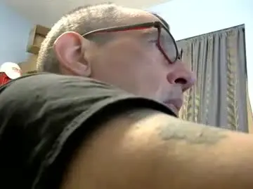 Chaturbate Free Porn Cam of sluttyslave81