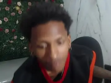 Chaturbate Live Sex Cam of man_sant11
